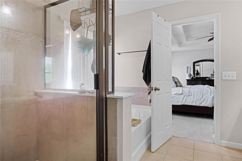 En Venta: $370,000 (3 camas, 2 baños, 2648 Pies cuadrados)