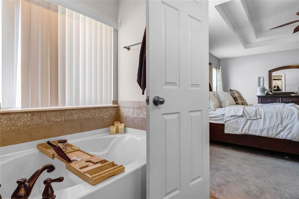 En Venta: $370,000 (3 camas, 2 baños, 2648 Pies cuadrados)