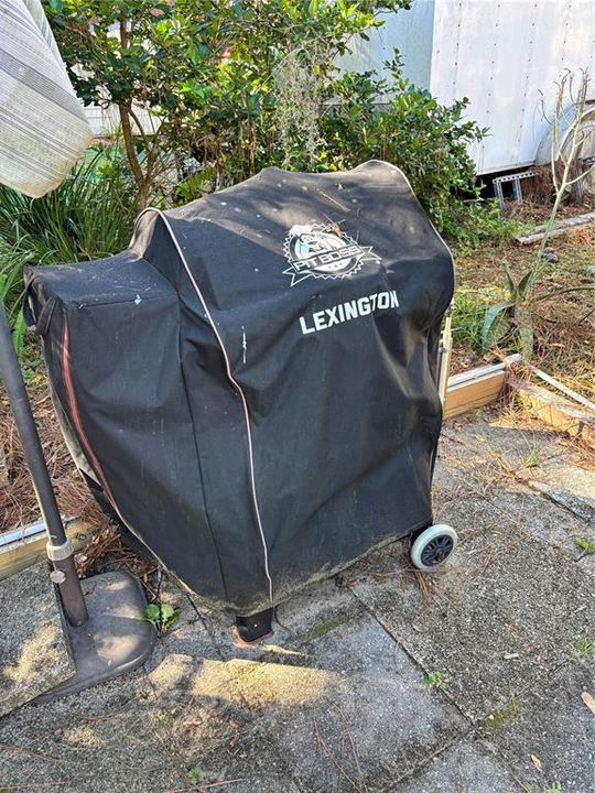 For Sale: $74,900 (0.09 acres)