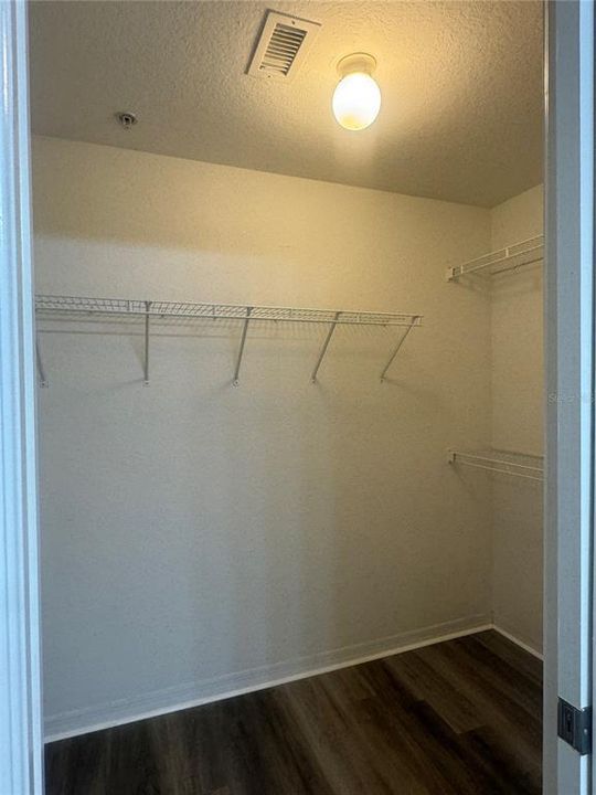 For Rent: $4,000 (3 beds, 3 baths, 1907 Square Feet)