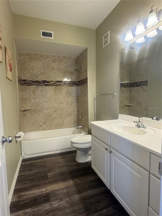 For Rent: $4,000 (3 beds, 3 baths, 1907 Square Feet)