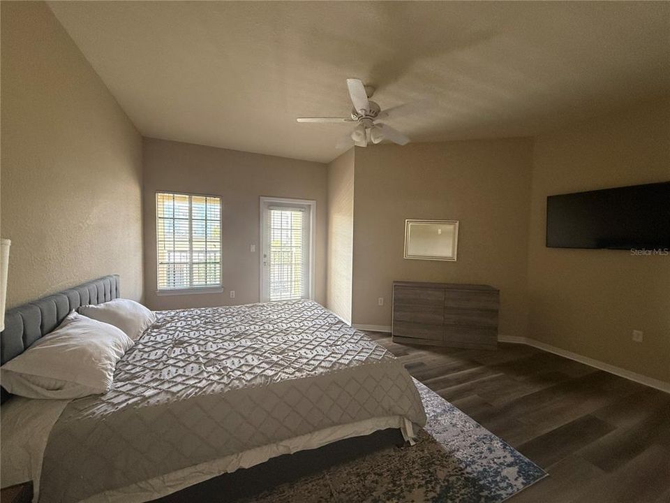 For Rent: $4,000 (3 beds, 3 baths, 1907 Square Feet)