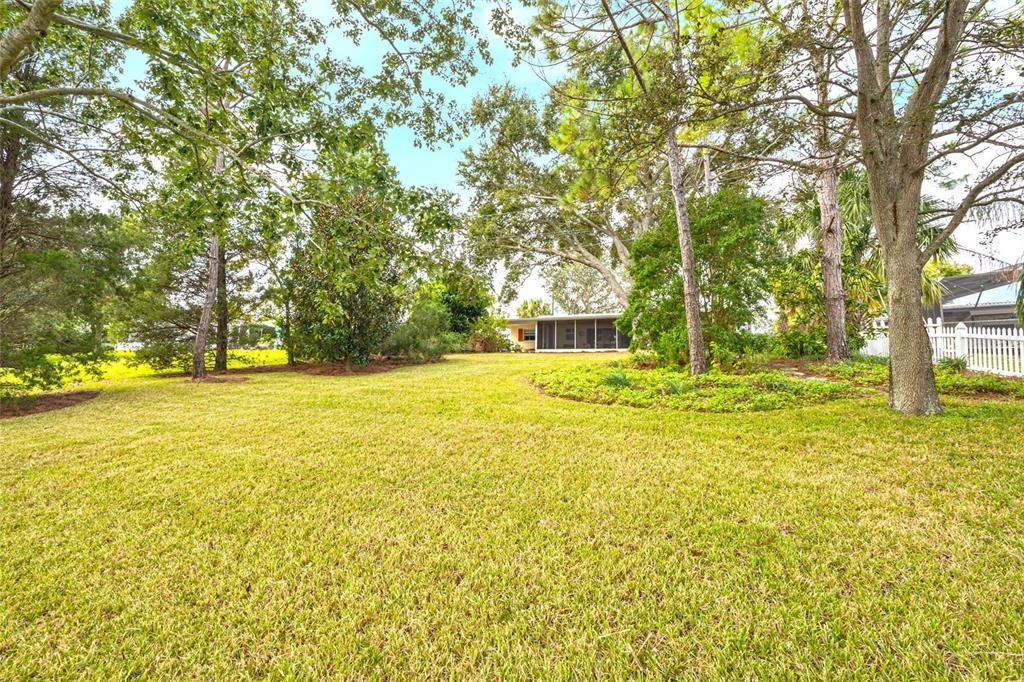 待售: $475,000 (2 贝兹, 1 浴室, 1033 平方英尺)