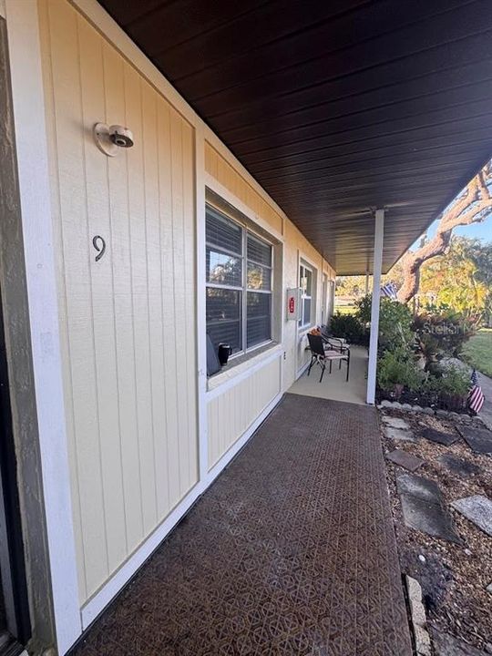 出租: $1,795 (2 贝兹, 1 浴室, 1068 平方英尺)