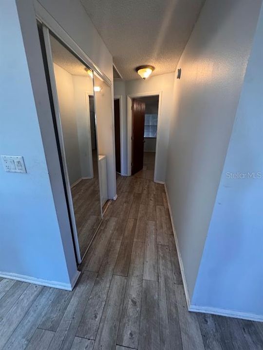 出租: $1,795 (2 贝兹, 1 浴室, 1068 平方英尺)