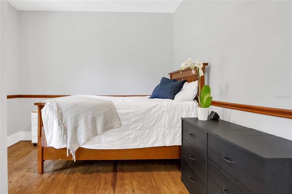 For Sale: $895,000 (4 beds, 3 baths, 2410 Square Feet)