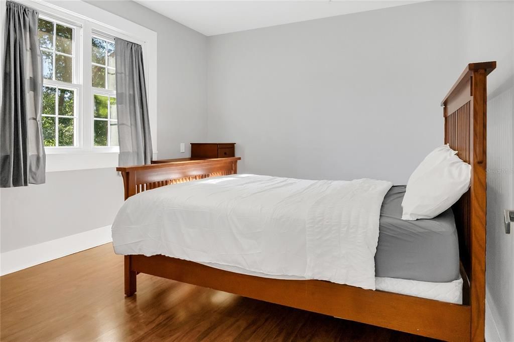 For Sale: $895,000 (4 beds, 3 baths, 2410 Square Feet)