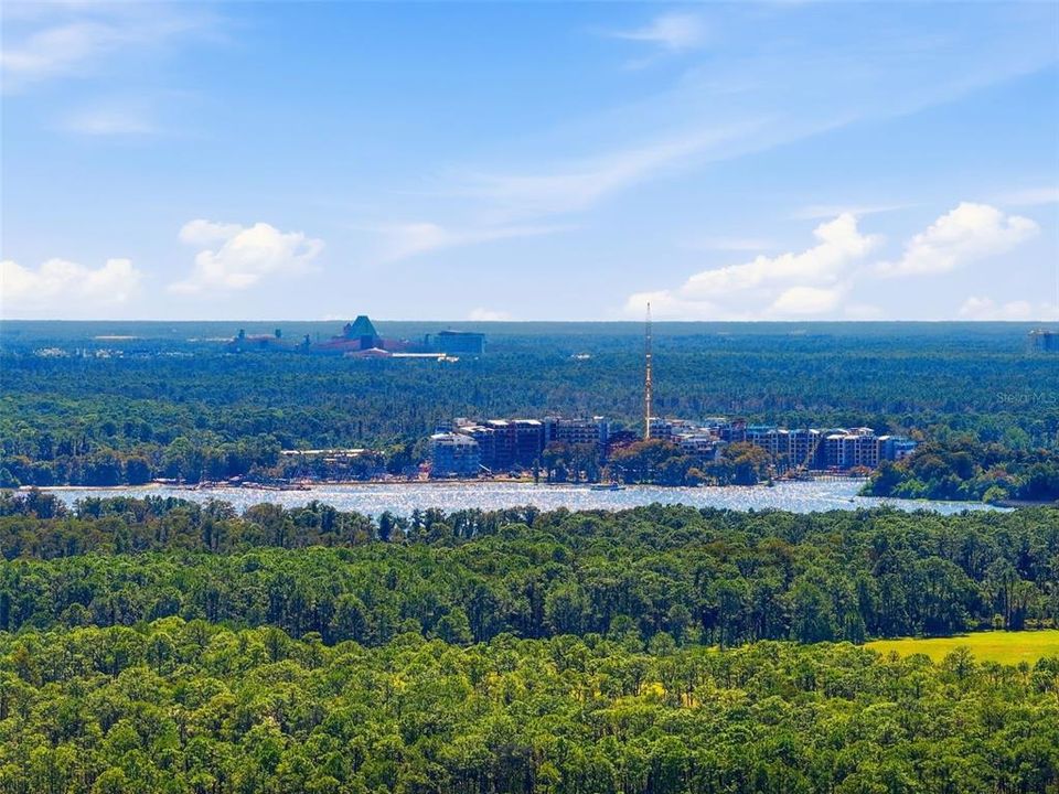 Под контрактом: $619,000 (3 спален, 2 ванн, 2072 Квадратных фут)