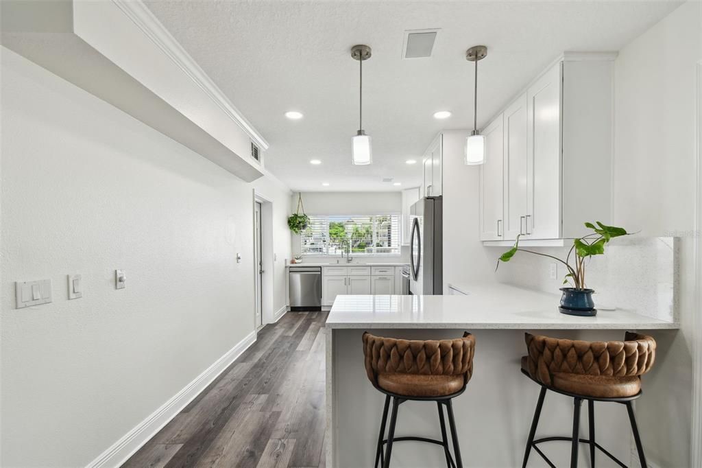 For Sale: $357,000 (2 beds, 2 baths, 1420 Square Feet)