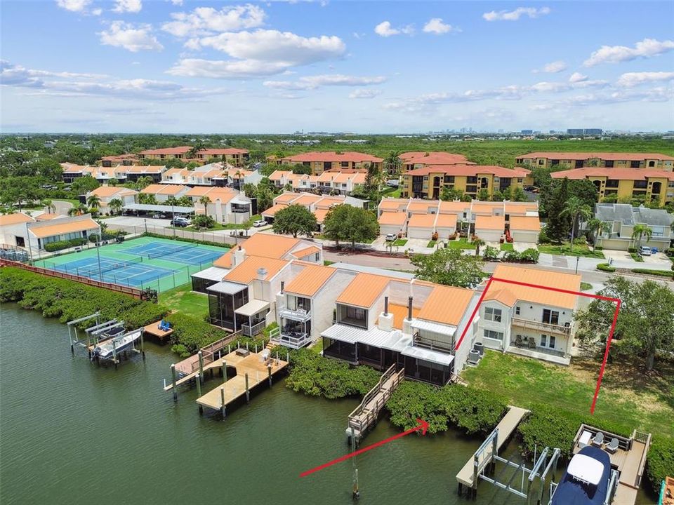 For Sale: $357,000 (2 beds, 2 baths, 1420 Square Feet)