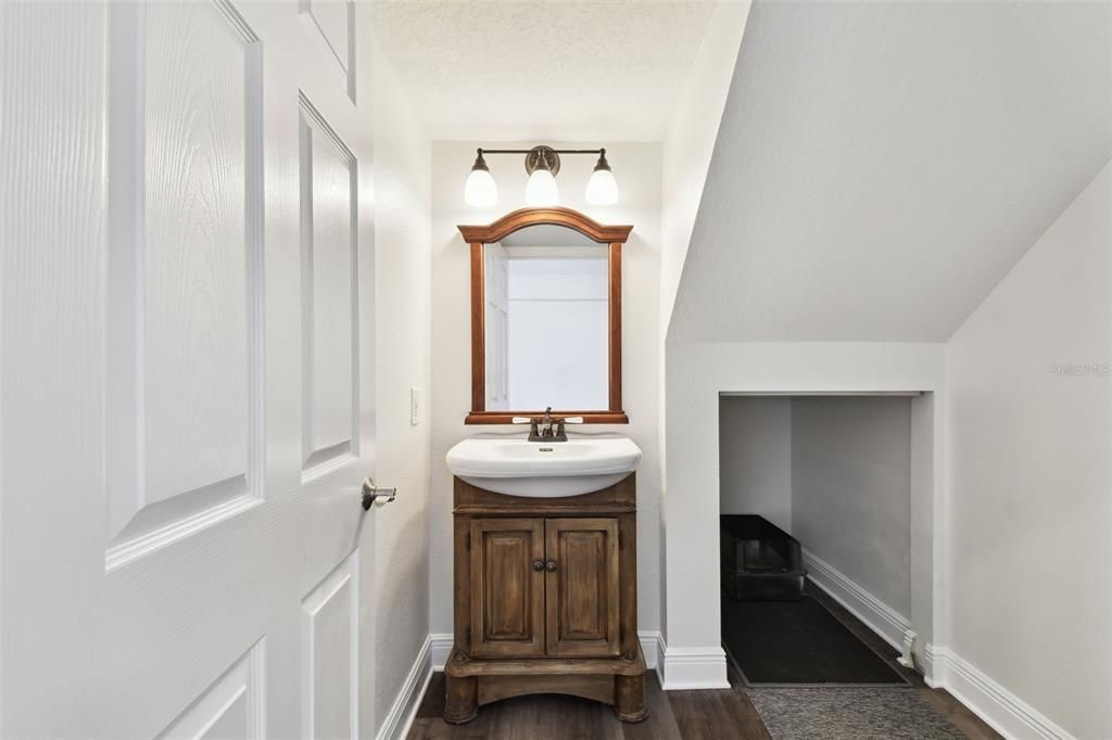 For Sale: $357,000 (2 beds, 2 baths, 1420 Square Feet)