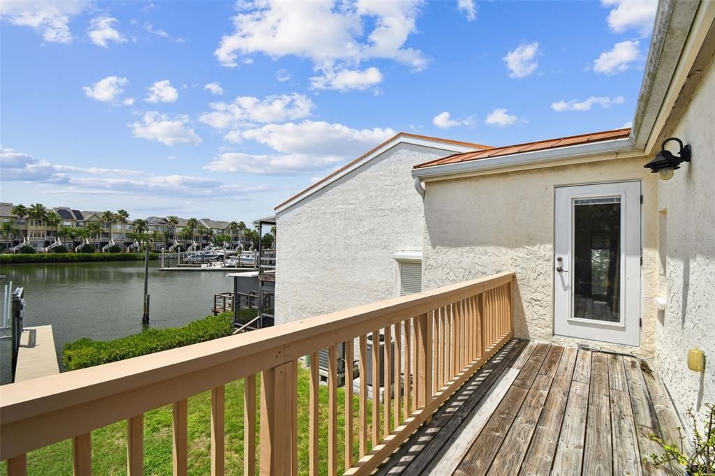 For Sale: $357,000 (2 beds, 2 baths, 1420 Square Feet)