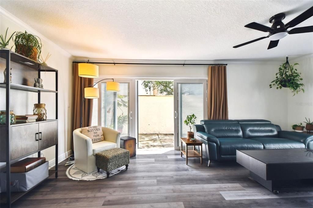 For Sale: $357,000 (2 beds, 2 baths, 1420 Square Feet)