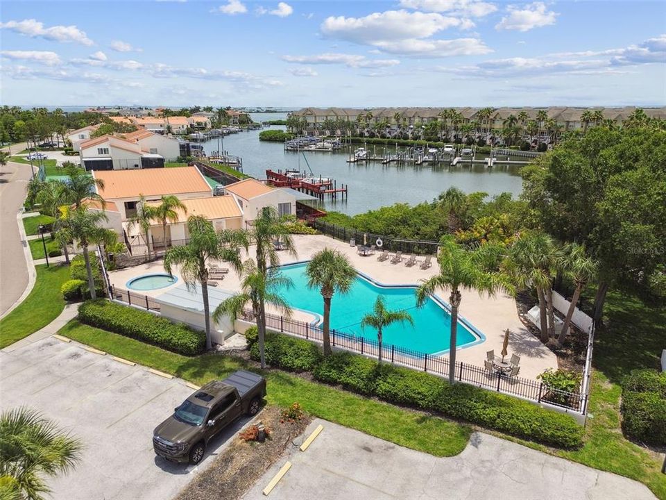 For Sale: $357,000 (2 beds, 2 baths, 1420 Square Feet)