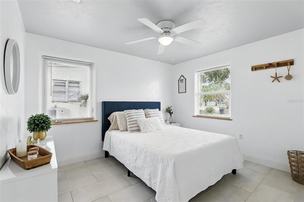 В аренду: $1,700 (2 спален, 1 ванн, 882 Квадратных фут)