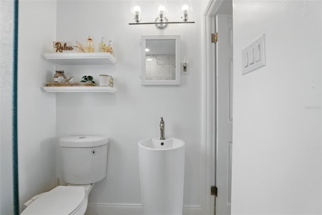 В аренду: $1,700 (2 спален, 1 ванн, 882 Квадратных фут)