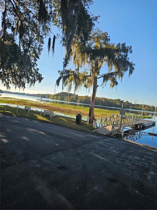 For Sale: $230,000 (2 beds, 1 baths, 768 Square Feet)