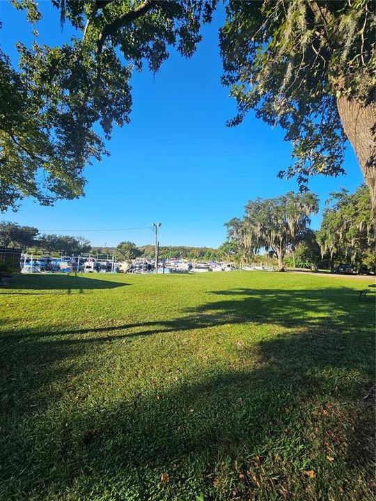 For Sale: $230,000 (2 beds, 1 baths, 768 Square Feet)