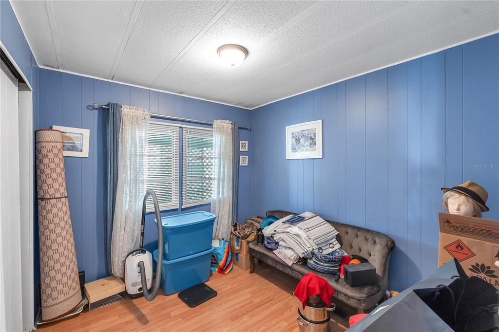 For Sale: $65,000 (2 beds, 2 baths, 800 Square Feet)