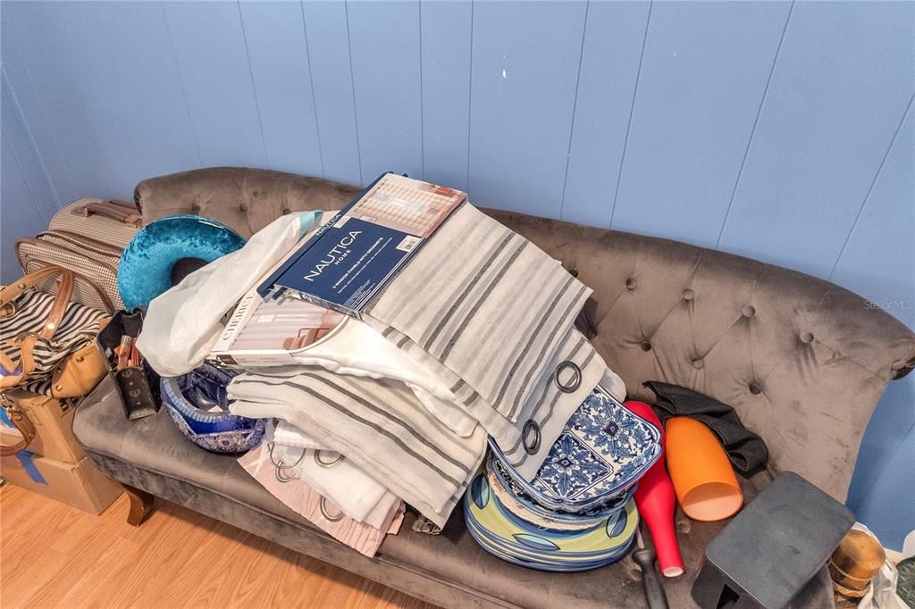 For Sale: $65,000 (2 beds, 2 baths, 800 Square Feet)