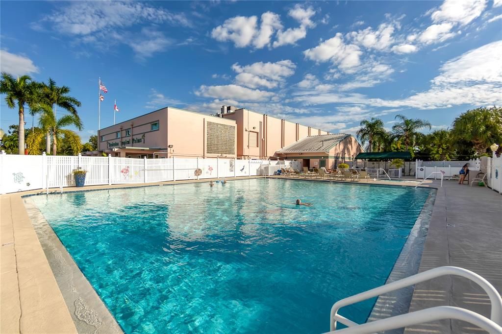 For Sale: $65,000 (2 beds, 2 baths, 800 Square Feet)