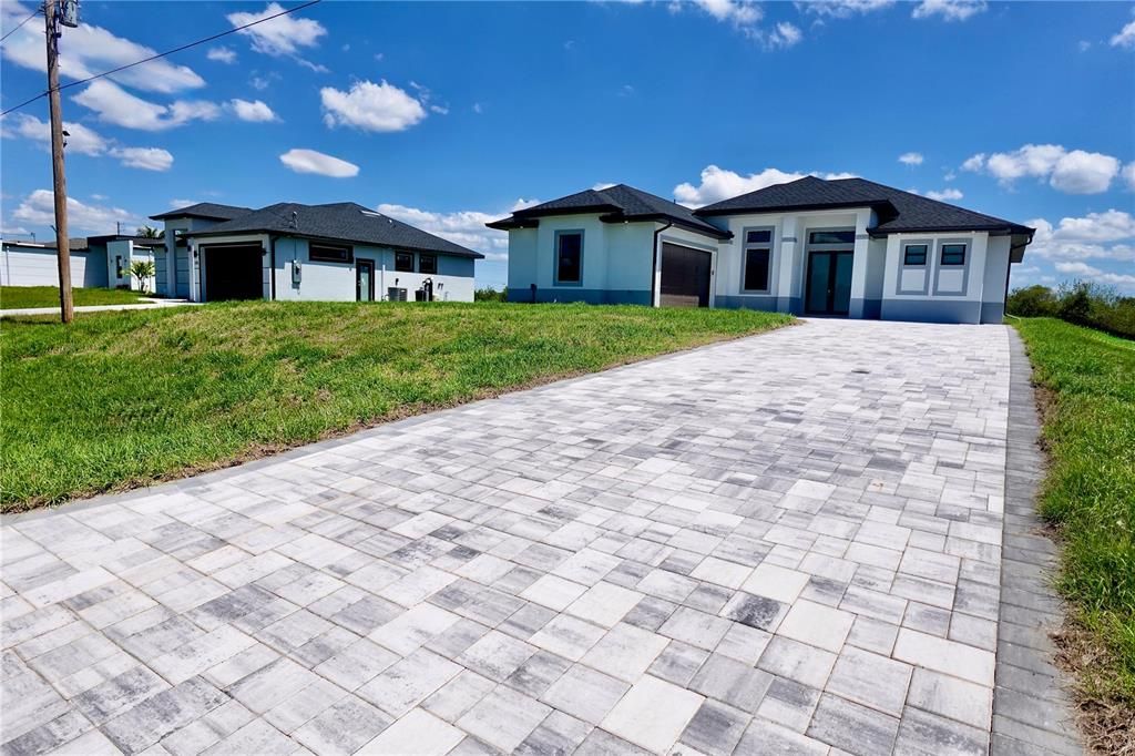 En Venta: $419,999 (3 camas, 2 baños, 1854 Pies cuadrados)