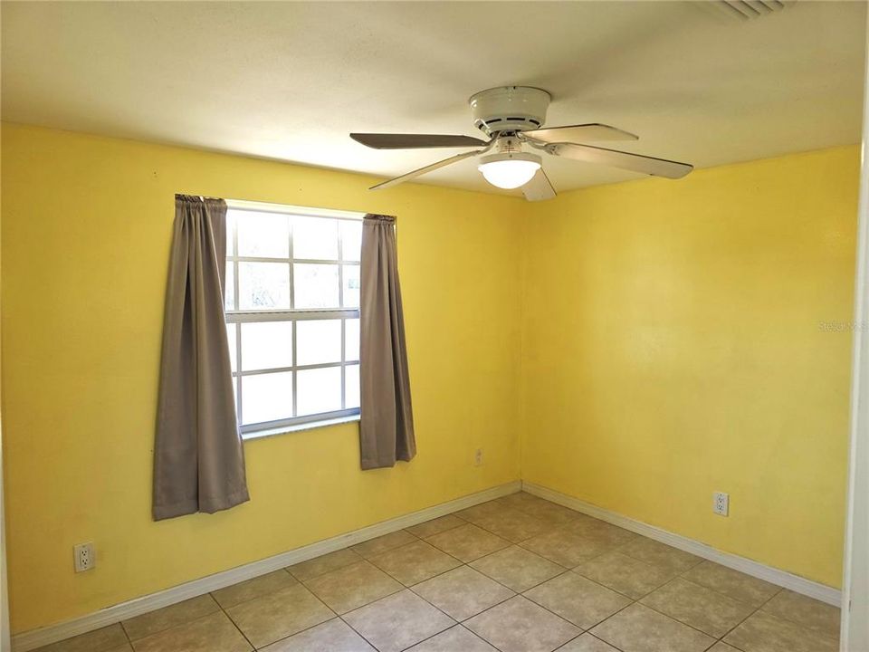 待售: $224,900 (3 贝兹, 1 浴室, 1140 平方英尺)