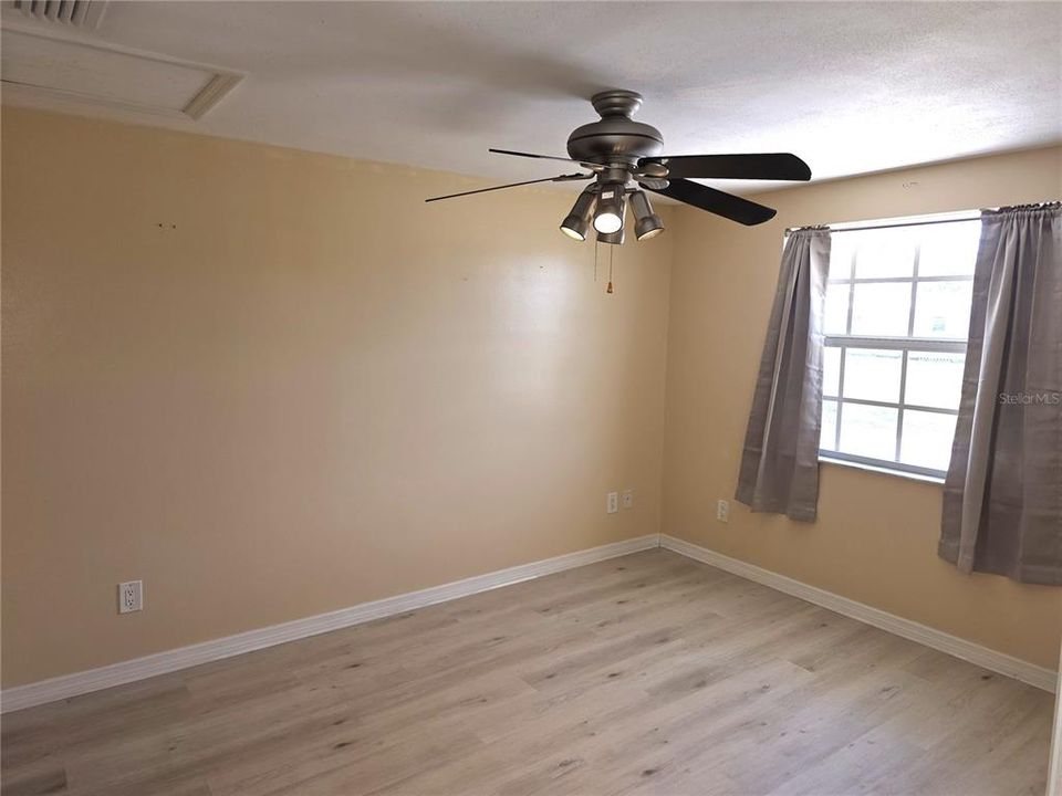 待售: $224,900 (3 贝兹, 1 浴室, 1140 平方英尺)