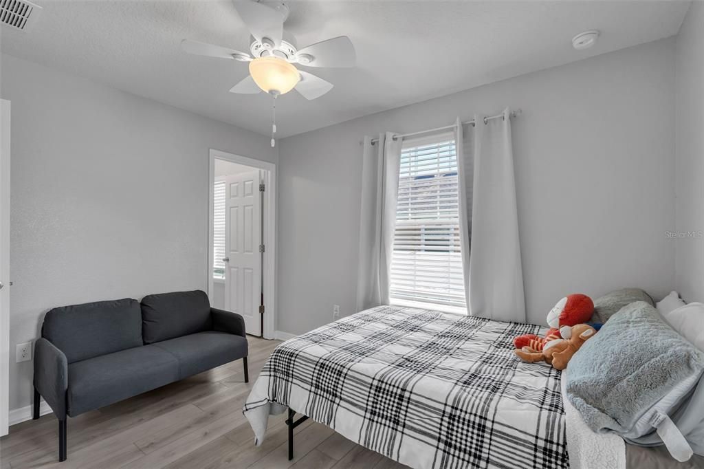 Active With Contract: $370,000 (3 beds, 2 baths, 1742 Square Feet)