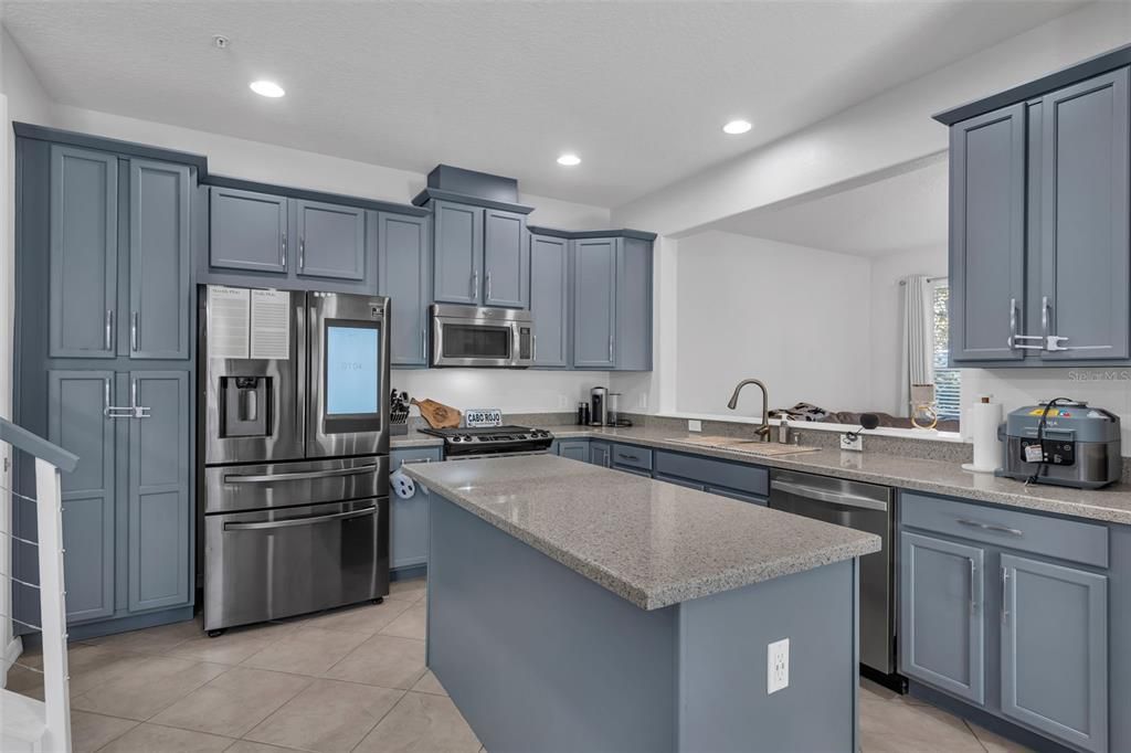 Active With Contract: $370,000 (3 beds, 2 baths, 1742 Square Feet)