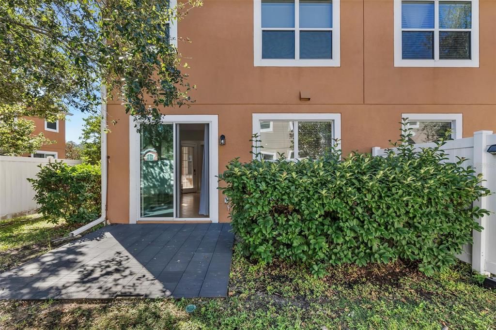 Active With Contract: $370,000 (3 beds, 2 baths, 1742 Square Feet)