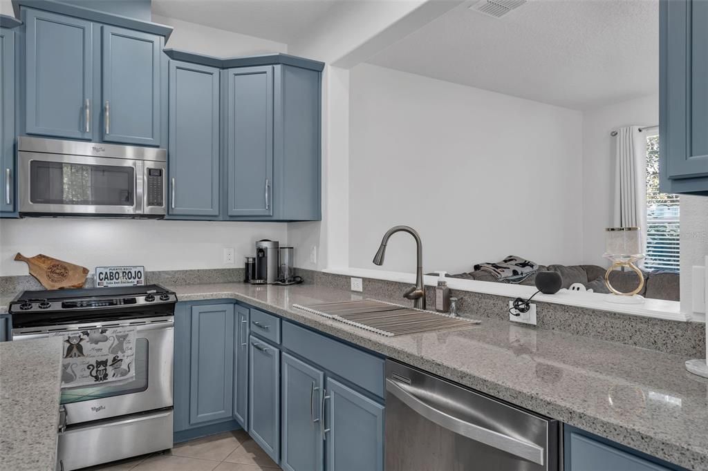 Active With Contract: $370,000 (3 beds, 2 baths, 1742 Square Feet)