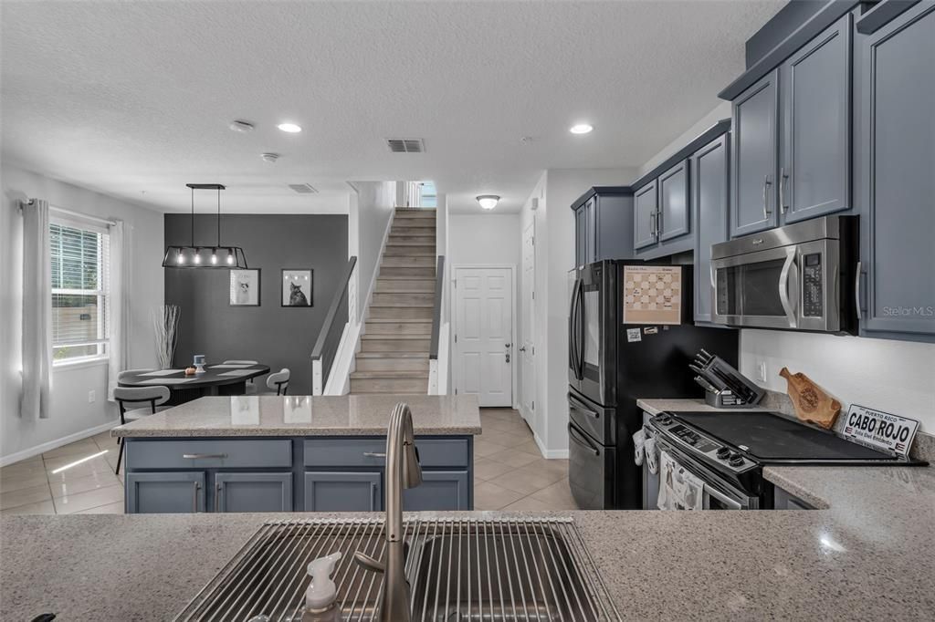 Active With Contract: $370,000 (3 beds, 2 baths, 1742 Square Feet)