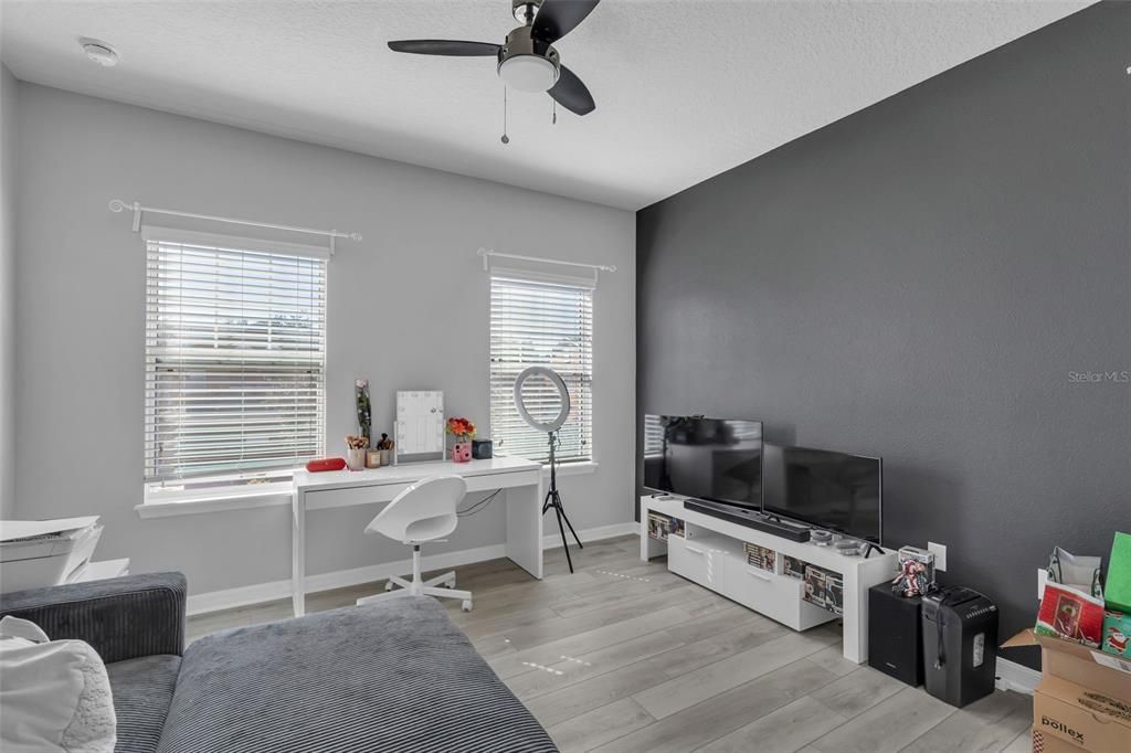 Active With Contract: $370,000 (3 beds, 2 baths, 1742 Square Feet)