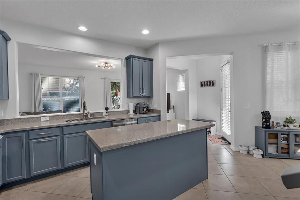 Active With Contract: $370,000 (3 beds, 2 baths, 1742 Square Feet)