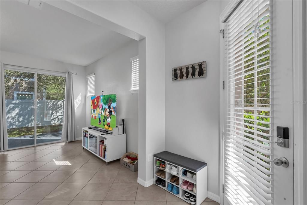 Active With Contract: $370,000 (3 beds, 2 baths, 1742 Square Feet)