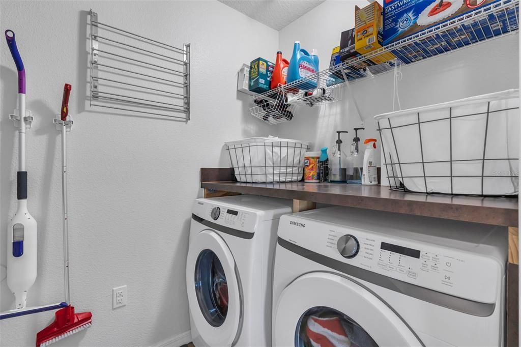 Active With Contract: $370,000 (3 beds, 2 baths, 1742 Square Feet)