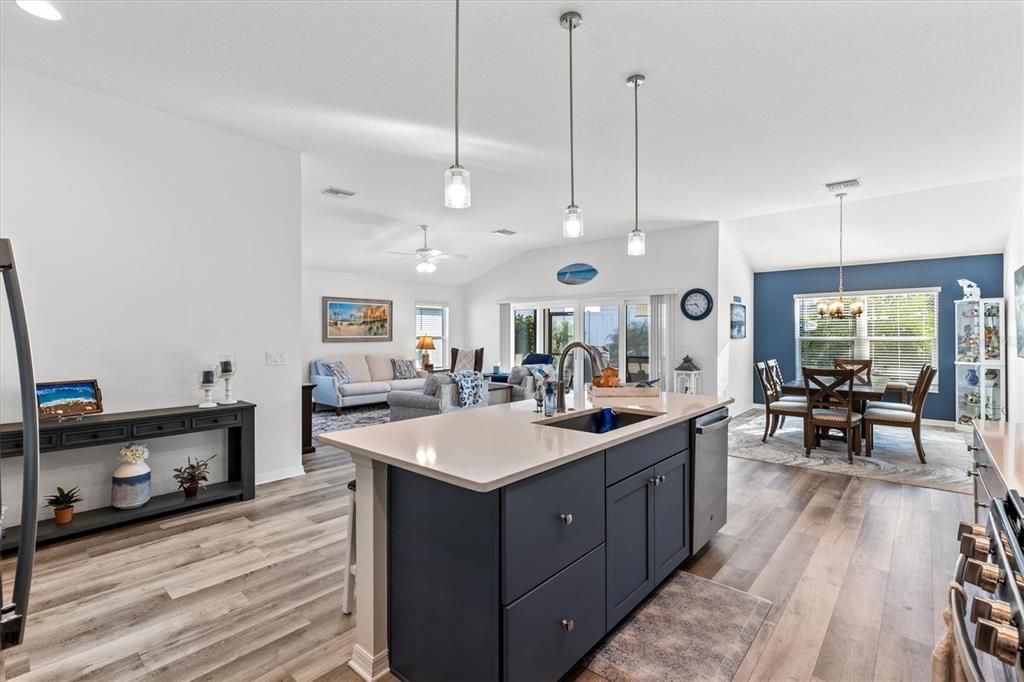 For Sale: $499,000 (4 beds, 2 baths, 2012 Square Feet)