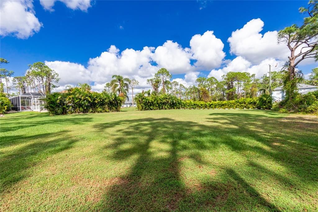 合同活跃: $155,000 (1.17 acres)