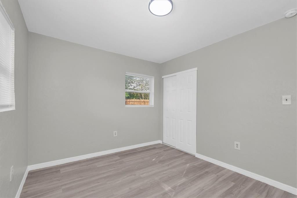 Active With Contract: $299,000 (3 beds, 1 baths, 928 Square Feet)