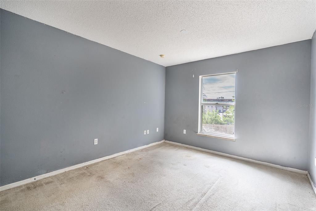 For Sale: $469,000 (4 beds, 2 baths, 2508 Square Feet)