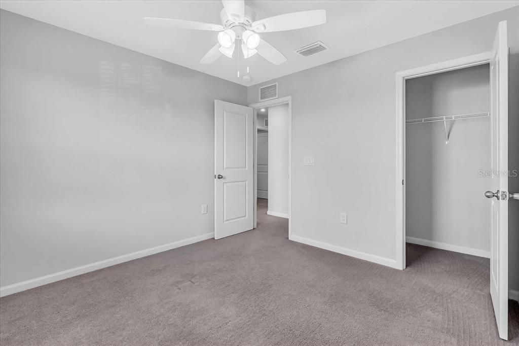 For Rent: $3,200 (4 beds, 2 baths, 2048 Square Feet)