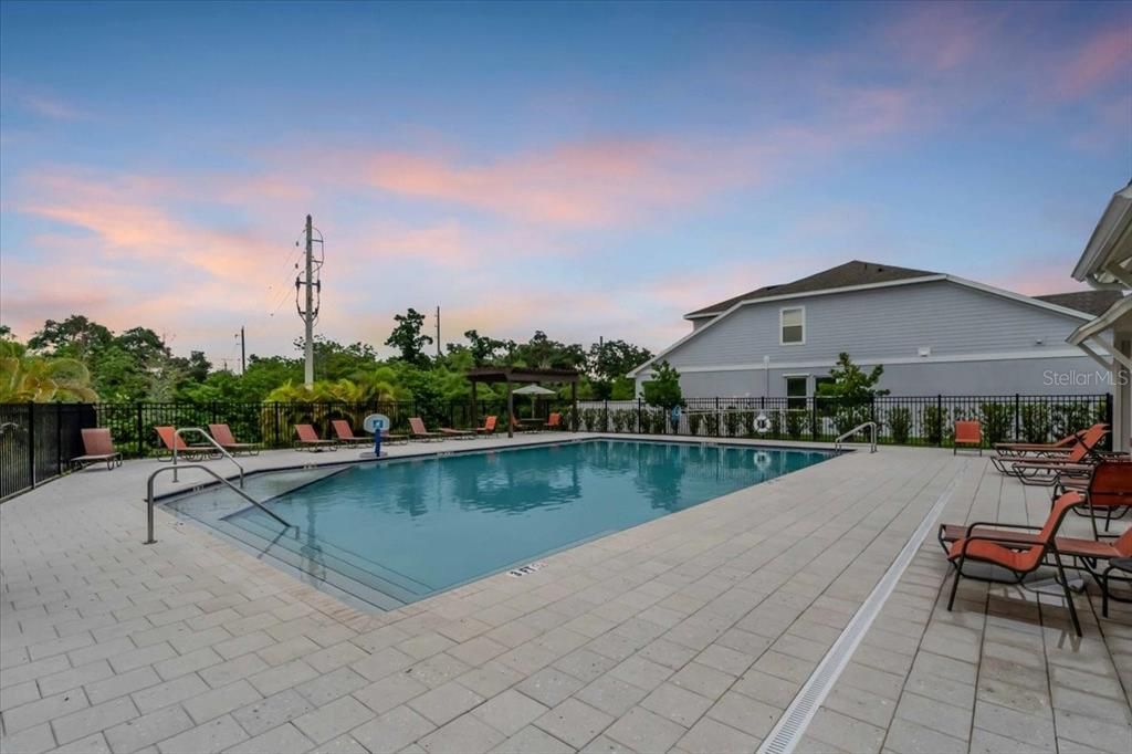 For Rent: $3,200 (4 beds, 2 baths, 2048 Square Feet)