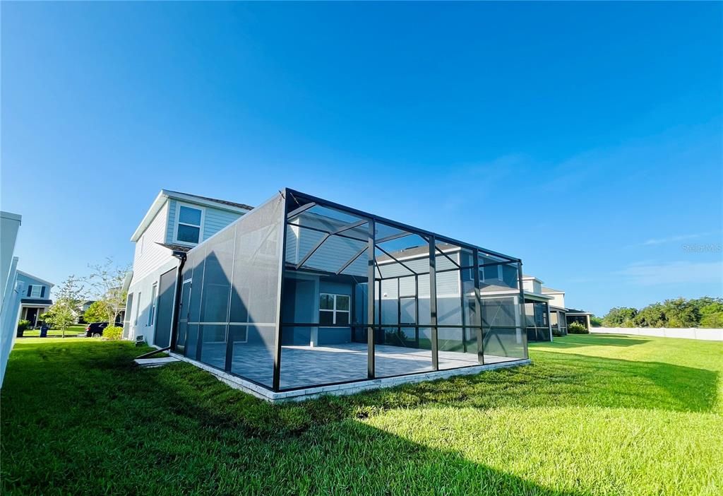 For Rent: $3,200 (4 beds, 2 baths, 2048 Square Feet)