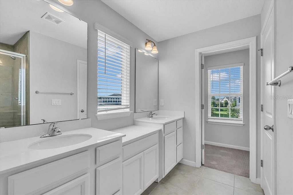 For Rent: $3,200 (4 beds, 2 baths, 2048 Square Feet)