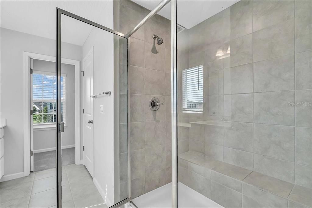 For Rent: $3,200 (4 beds, 2 baths, 2048 Square Feet)