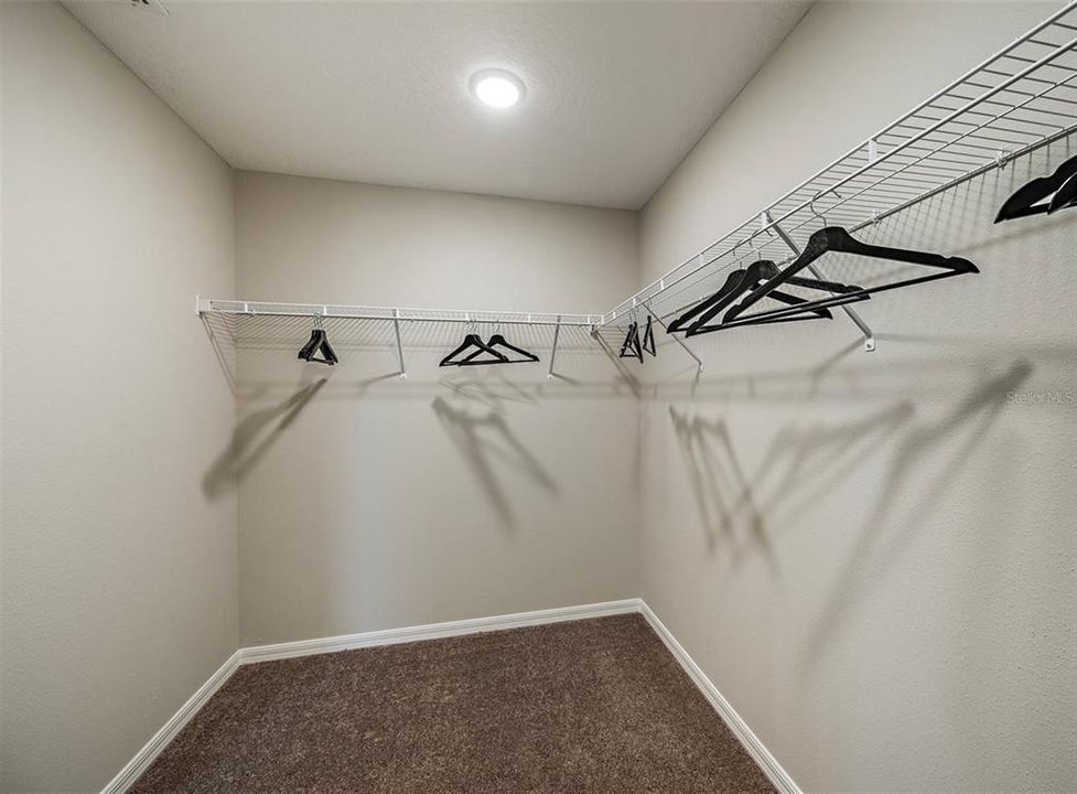 For Sale: $380,000 (4 beds, 2 baths, 1850 Square Feet)