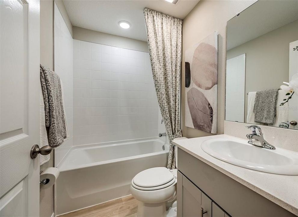 For Sale: $380,000 (4 beds, 2 baths, 1850 Square Feet)