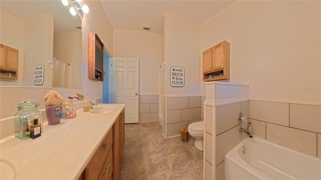 待售: $415,500 (3 贝兹, 2 浴室, 1456 平方英尺)