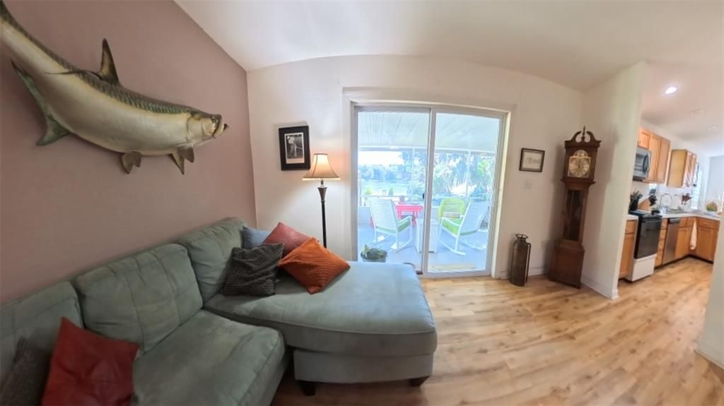 待售: $415,500 (3 贝兹, 2 浴室, 1456 平方英尺)